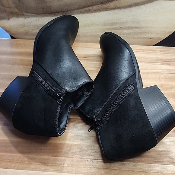 STYLE & CO WILEYY BLACK ANKLE ZIPPER BOOTIES SIZE 10 NWOB CUTE - Picture 12 of 16